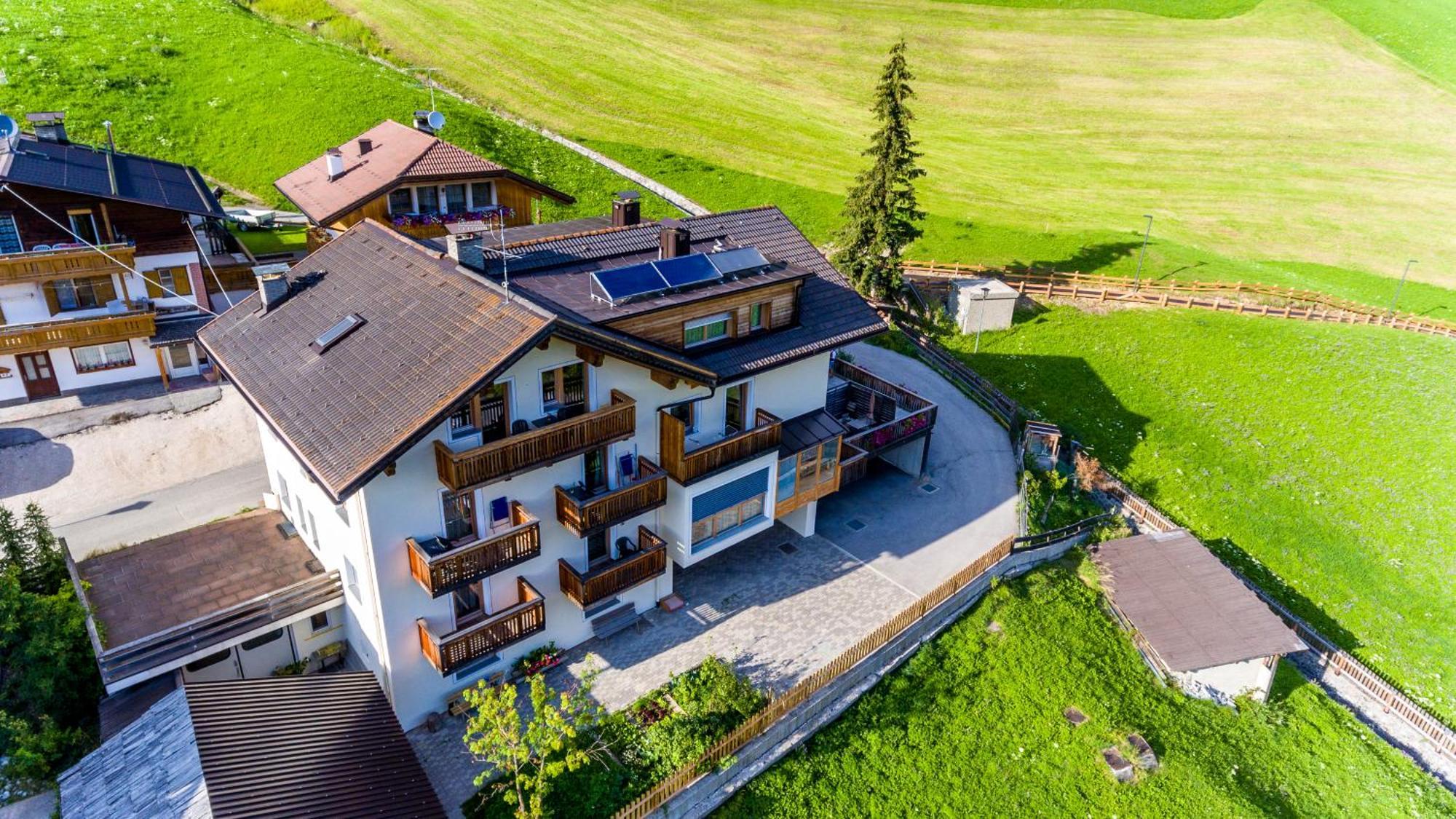Villa Hilde San Cassiano  Dış mekan fotoğraf