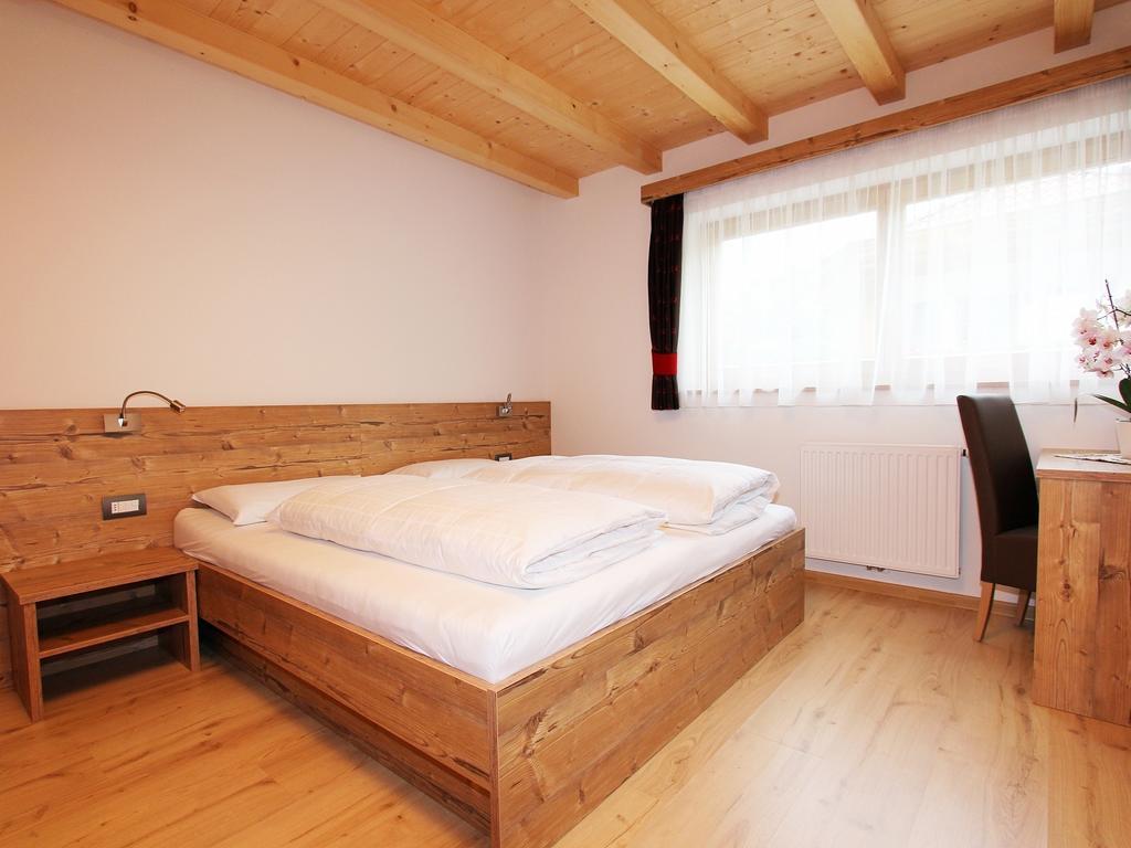 Villa Hilde San Cassiano  Oda fotoğraf